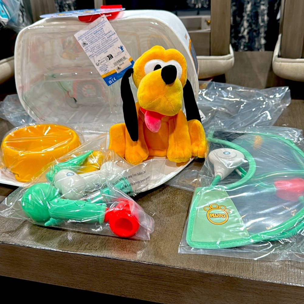 New Disney Junior Mickey Pluto Vet Set - Picture 4 of 9